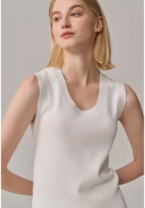 Basic Round Neck Sleeveless Top