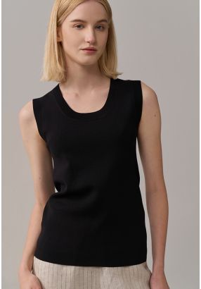 Basic Round Neck Sleeveless Top